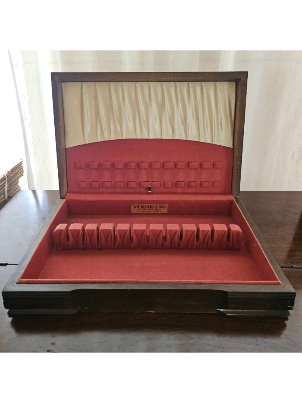 Rogers Wood Flatware Silverware Chest 17" anti tarnish fabric lined box vtg 80s